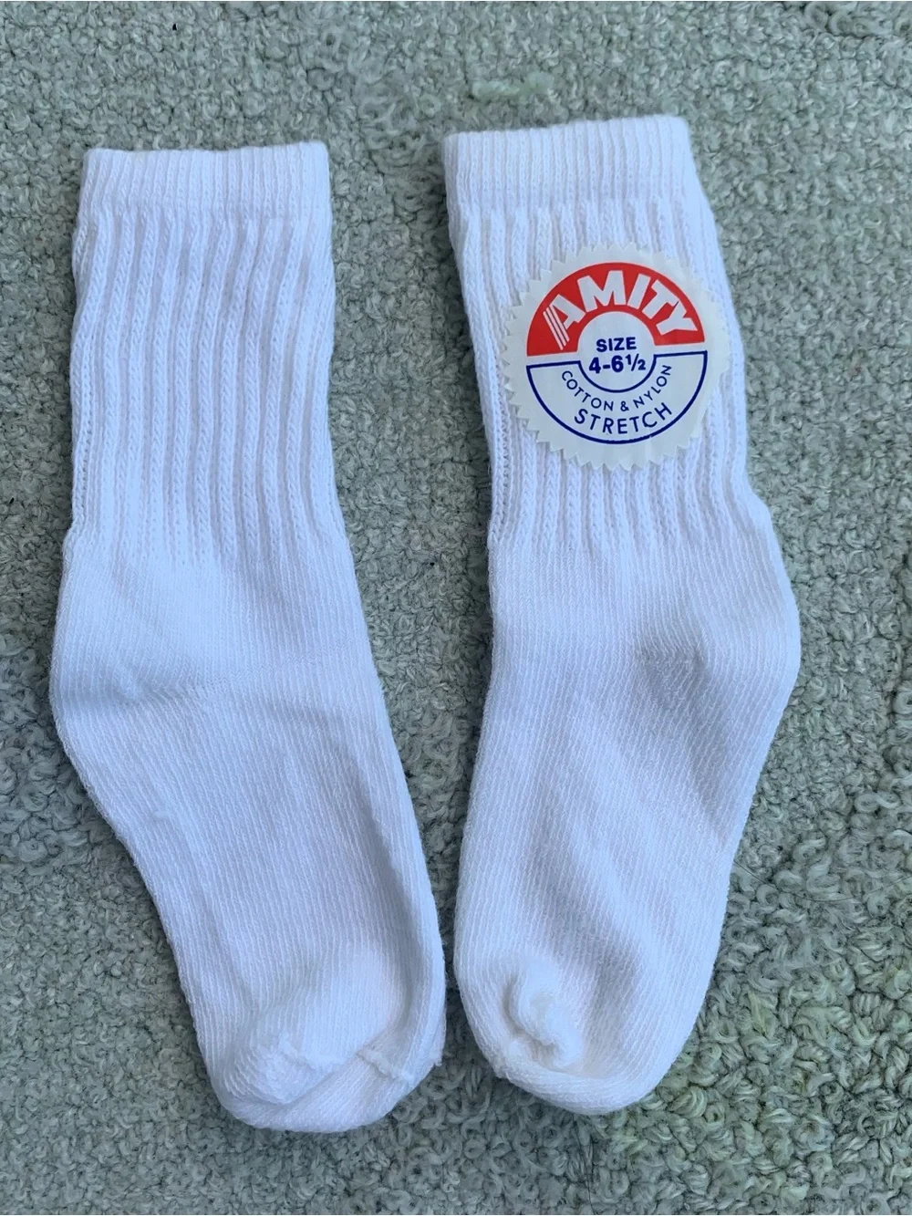 Brand new pack of 6 white toddler socks size 4-6.5